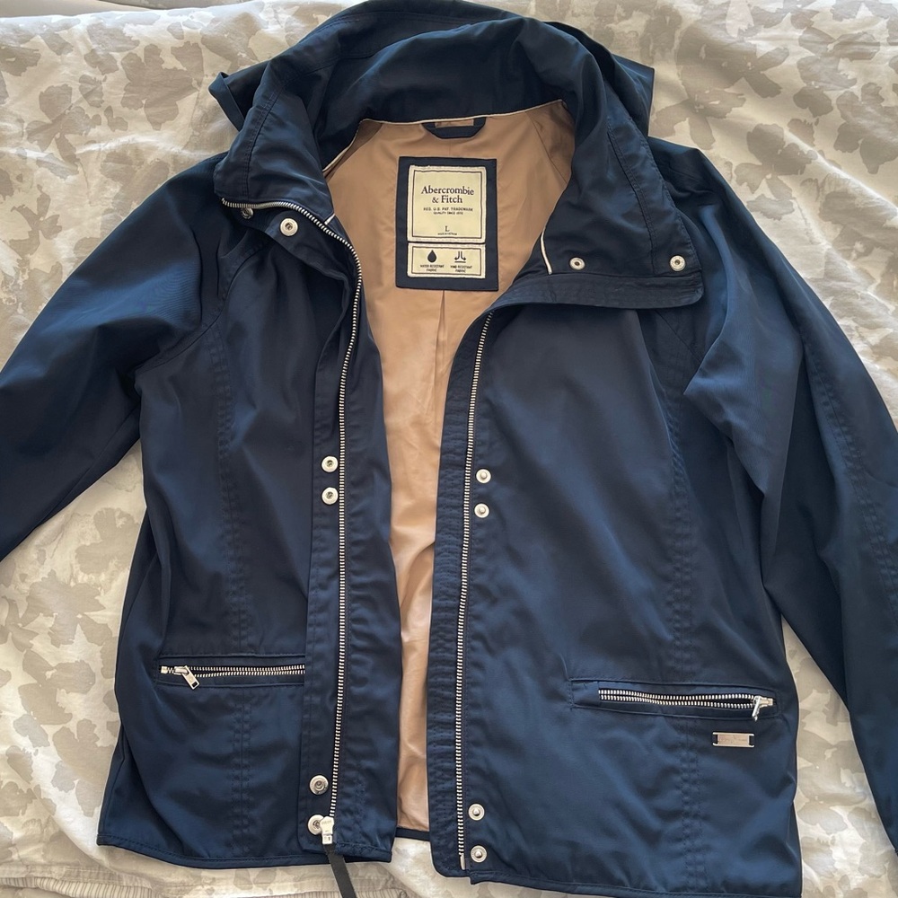 Abercrombie rain coat/ windbreaker